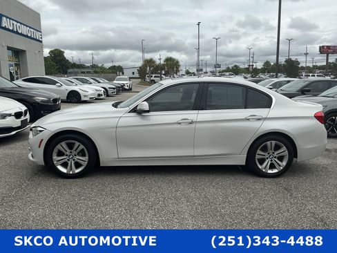 Used 2016 BMW 328i xDrive Sedan AWD/4WD image 2