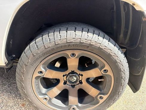 Used 2019 Toyota 4Runner SR5 Premium AWD/4WD image 6