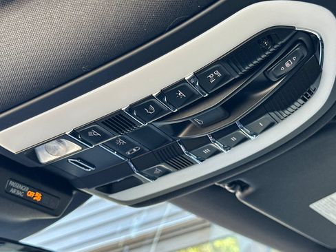 New 2026 Porsche Macan AWD/4WD image 21