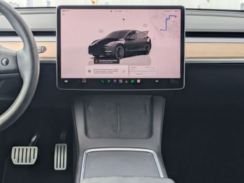 Used 2022 Tesla Model Y Performance AWD/4WD image 19