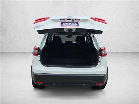 Used 2020 Nissan Rogue Sport S w/ Appearance Package FWD image 6