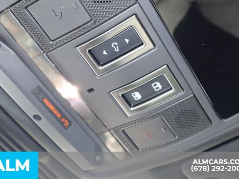 Used 2024 Land Rover Range Rover Evoque Dynamic SE AWD/4WD image 37