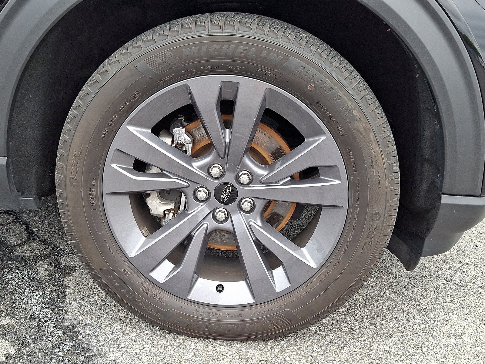 Used 2023 Ford Explorer XLT w/ Equipment Group 202A AWD/4WD image 8