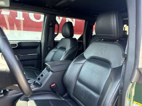 Used 2024 Ford Bronco Badlands AWD/4WD image 11
