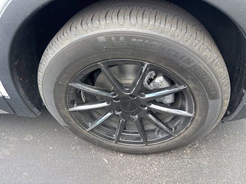 Used 2020 Cadillac XT4 Premium Luxury image 4