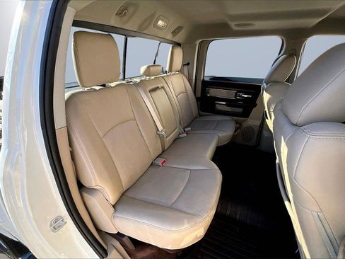 Used 2016 RAM 2500 Laramie w/ Convenience Group image 23