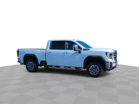 Certified 2025 GMC Sierra 2500 SLT w/ SLT Premium Package image 2
