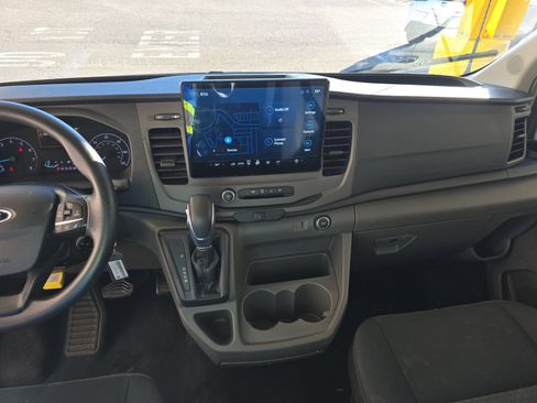Used 2022 Ford Transit 350 XLT RWD image 13