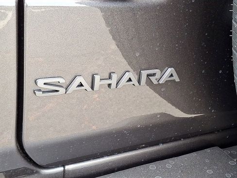 New 2025 Jeep Wrangler Sahara w/ Technology Group image 19