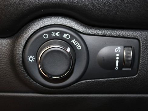 Used 2024 Dodge Durango GT image 51