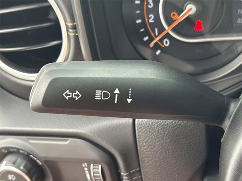 New 2025 Jeep Gladiator Sport image 27