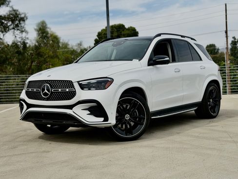 New 2026 Mercedes-Benz GLE 580 4MATIC image 2