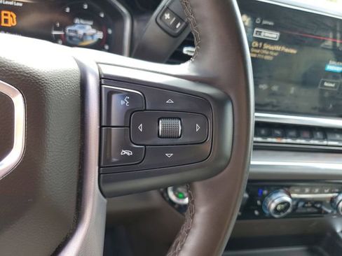 Used 2025 GMC Sierra 2500 SLT w/ SLT Premium Package image 29