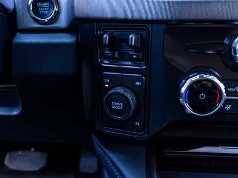 Used 2026 Ford F450 Platinum w/ FX4 Off-Road Package image 24