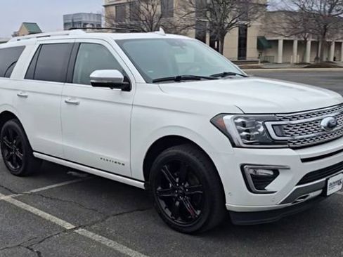 Certified 2021 Ford Expedition Platinum image 3