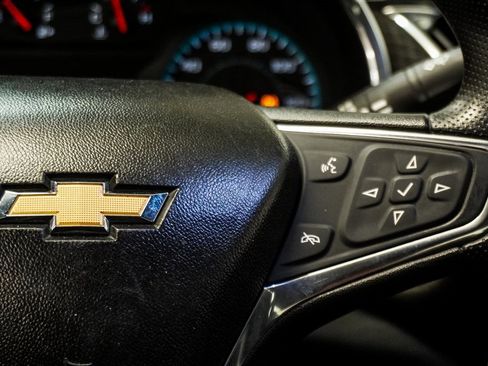 Used 2020 Chevrolet Malibu LT image 15