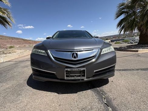 Used 2017 Acura TLX FWD image 8