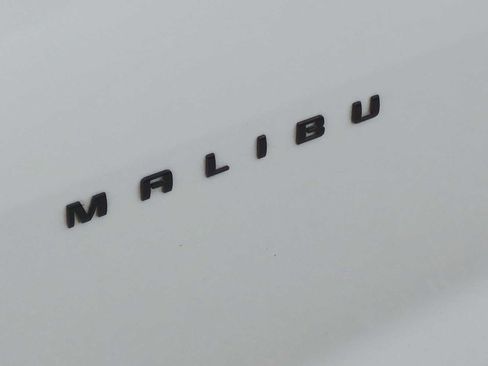 Used 2022 Chevrolet Malibu LT w/ Sport Edition image 32