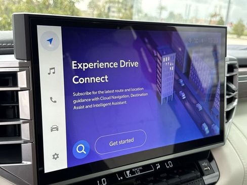 Used 2025 Toyota Sequoia Capstone image 22