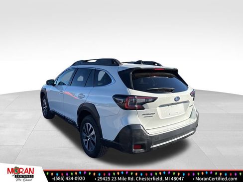 Used 2024 Subaru Outback Premium image 3