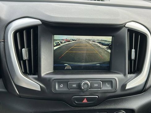 Used 2019 GMC Terrain SLE w/ Driver Convenience Package image 17