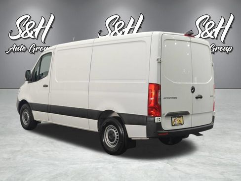 Used 2022 Mercedes-Benz Sprinter 1500 image 15