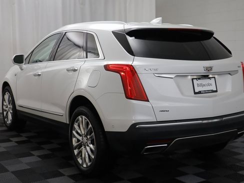 Used 2017 Cadillac XT5 Platinum w/ Driver Assist Package image 16