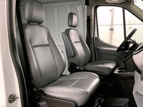 Used 2016 Ford Transit 250 148 Medium Roof w/ Exterior Upgrade Package image 8