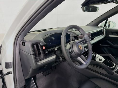 New 2026 Porsche Cayenne AWD/4WD image 4