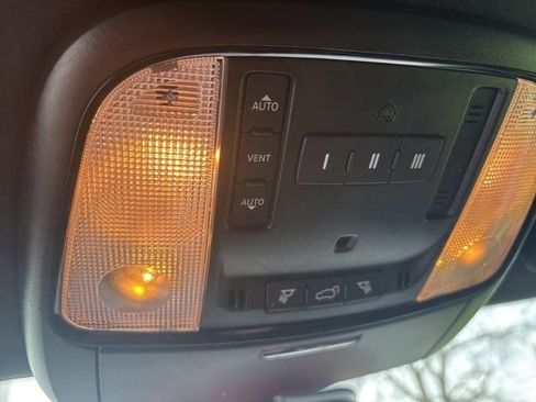 Used 2023 Dodge Durango GT image 26