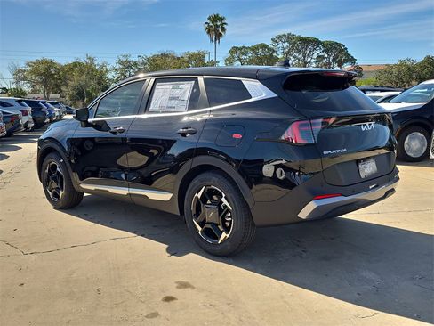 New 2026 Kia Sportage EX image 6