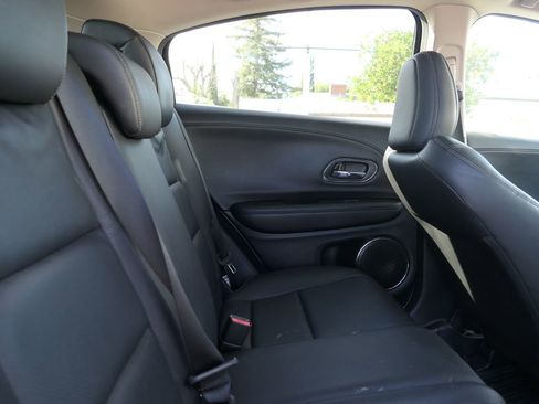 Used 2021 Honda HR-V EX-L image 19