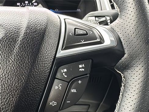 Certified 2023 Ford Edge ST image 21