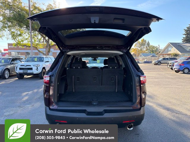 Used 2019 Chevrolet Traverse LT w/ LPO, Blackout Package AWD/4WD image 29