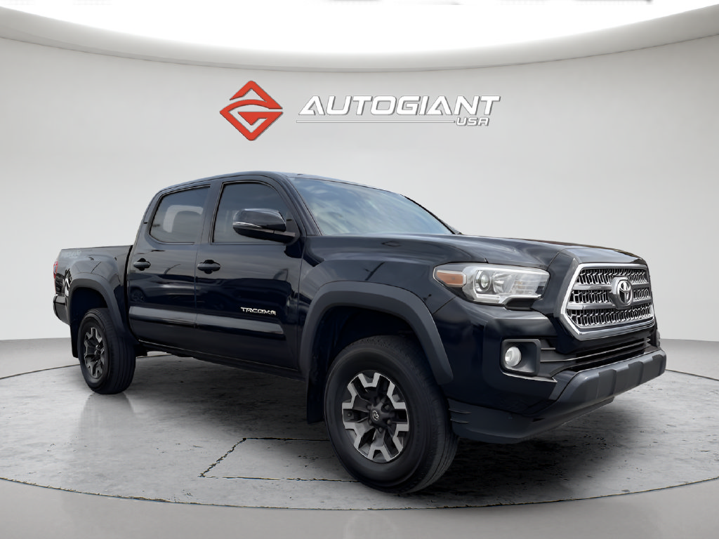 Used 2016 Toyota Tacoma TRD Off-Road AWD/4WD image 10
