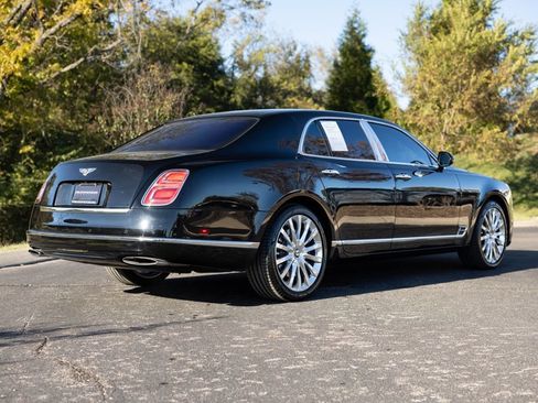 Used 2020 Bentley Mulsanne RWD image 3