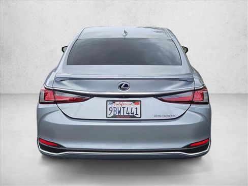 Used 2022 Lexus ES 300h w/ Premium Package FWD image 6