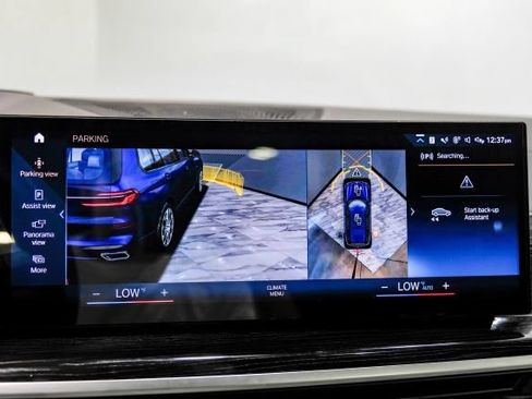 Used 2023 BMW X7 xDrive40i w/ M Sport Package AWD/4WD image 30