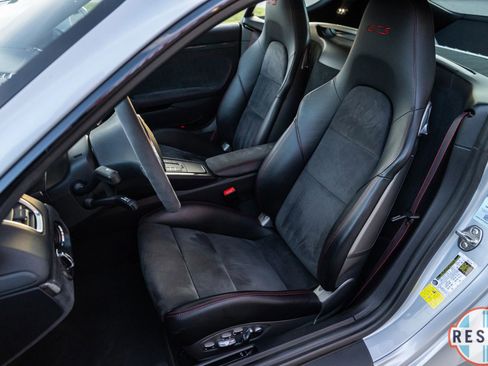 Used 2016 Porsche Cayman GTS image 9