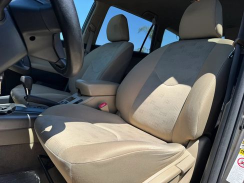 Used 2010 Toyota RAV4 2WD image 10