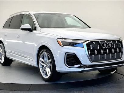 New 2025 Audi Q7 3.0T Premium Plus