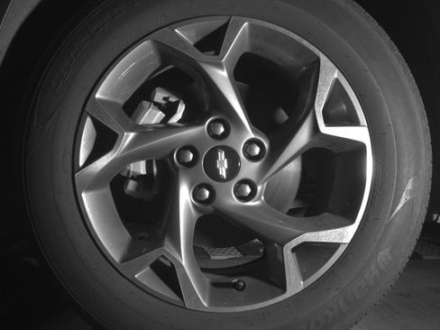 Used 2025 Chevrolet Trax LT image 12