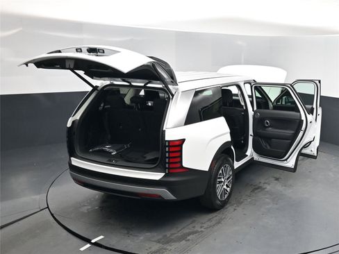 New 2026 Hyundai Palisade SE image 17