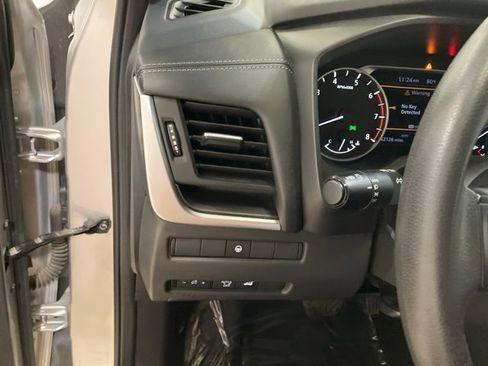 Used 2024 Nissan Rogue SV image 14