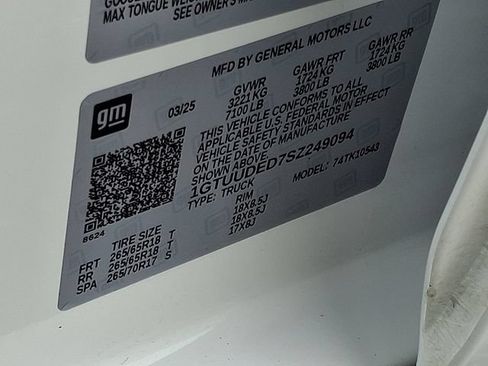 Certified 2025 GMC Sierra 1500 SLT AWD/4WD image 26