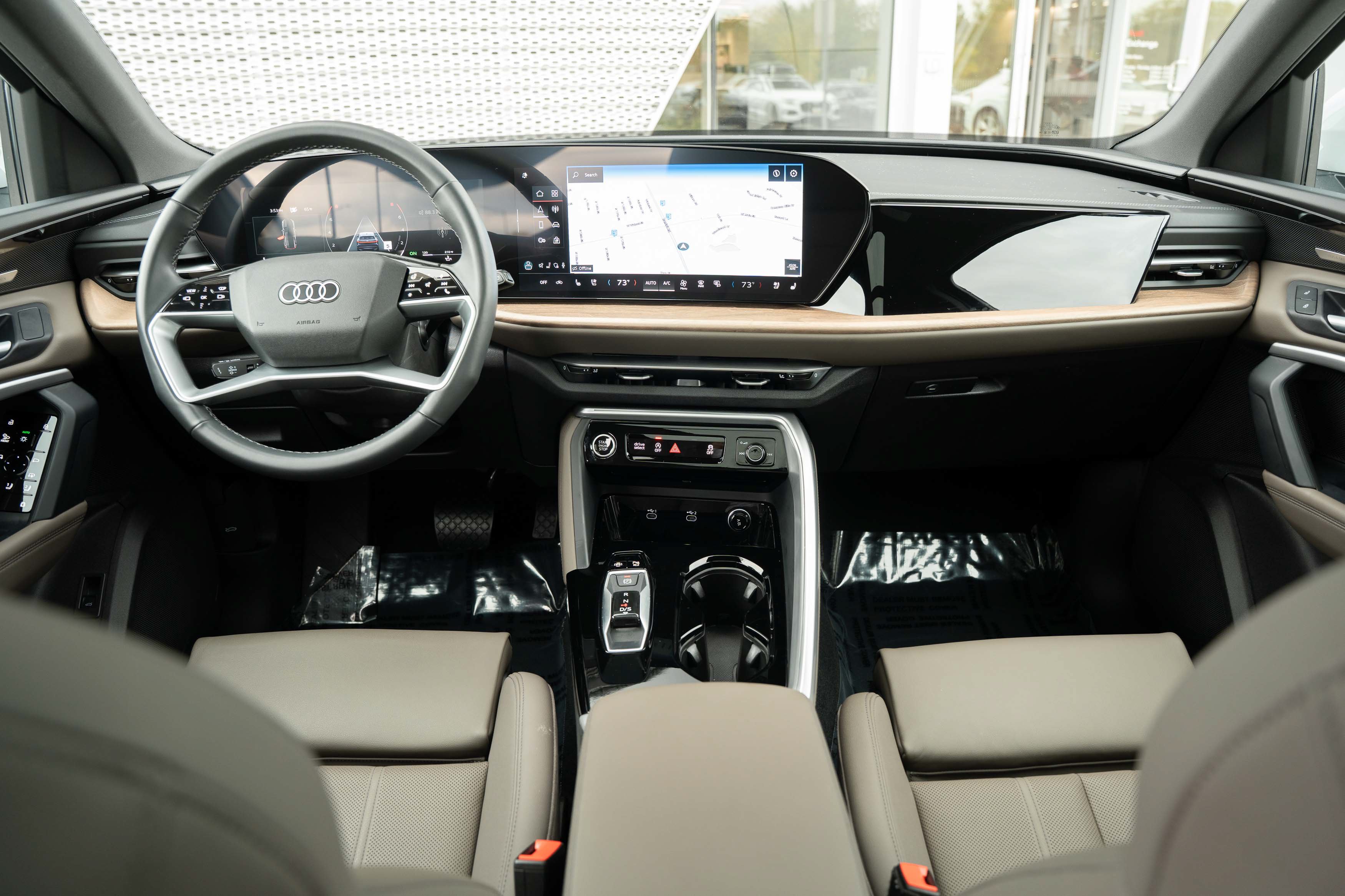 Certified 2025 Audi Q5 Premium Plus AWD/4WD image 8