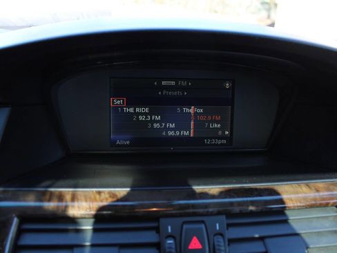 Used 2007 BMW 530xi Sedan image 21