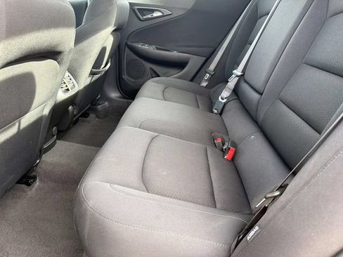 Used 2025 Chevrolet Malibu LT FWD image 15