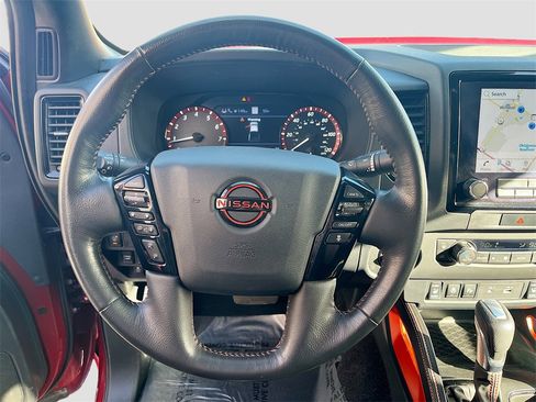 Used 2023 Nissan Frontier PRO-4X w/ Pro Convenience Package image 11