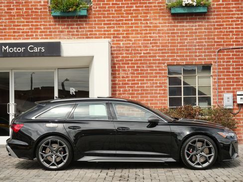 Used 2026 Audi RS 6 performance AWD/4WD image 4